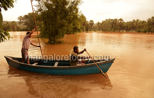 Moodushedde floods